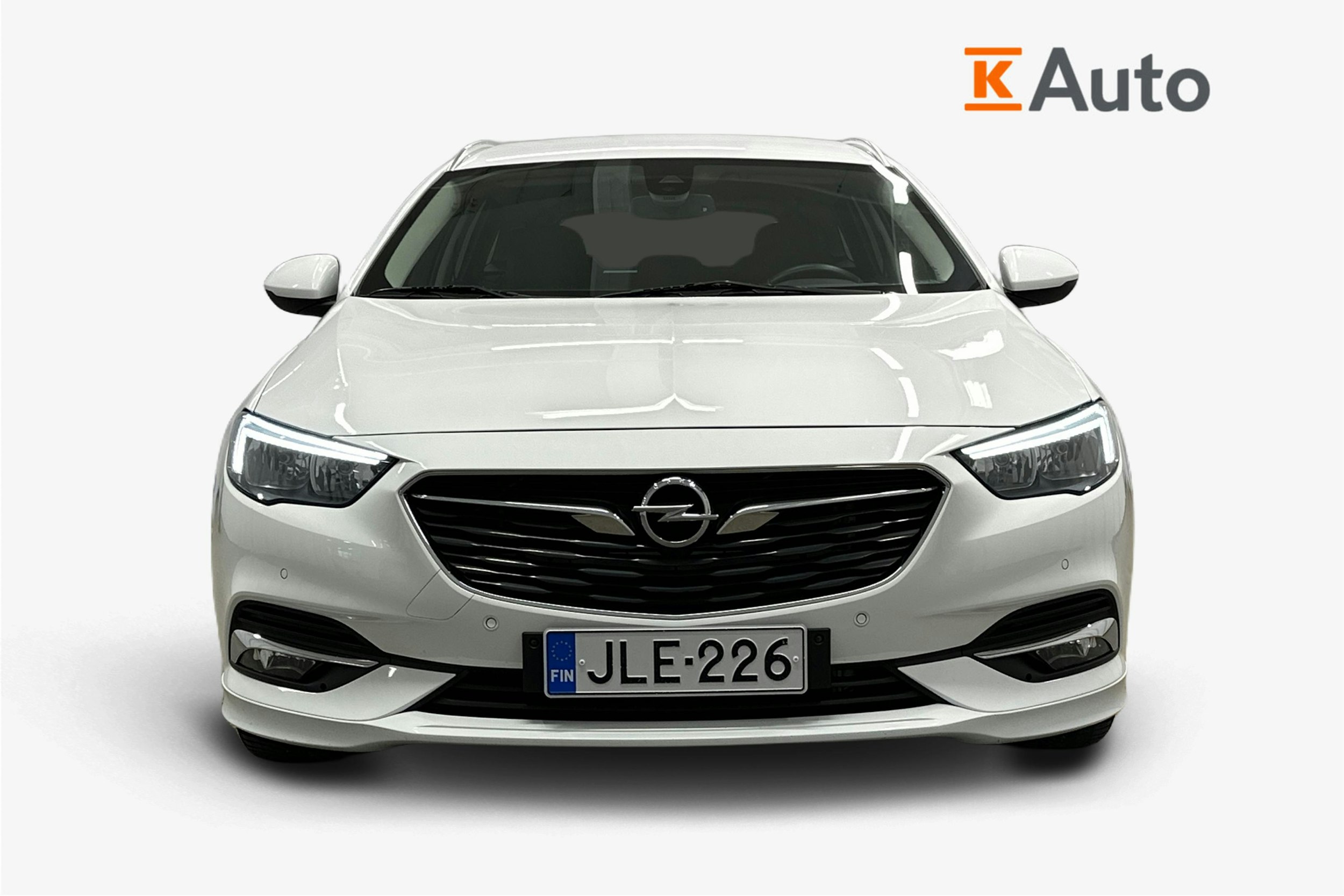 valkoinen Opel Insignia 2019 kuva 5.