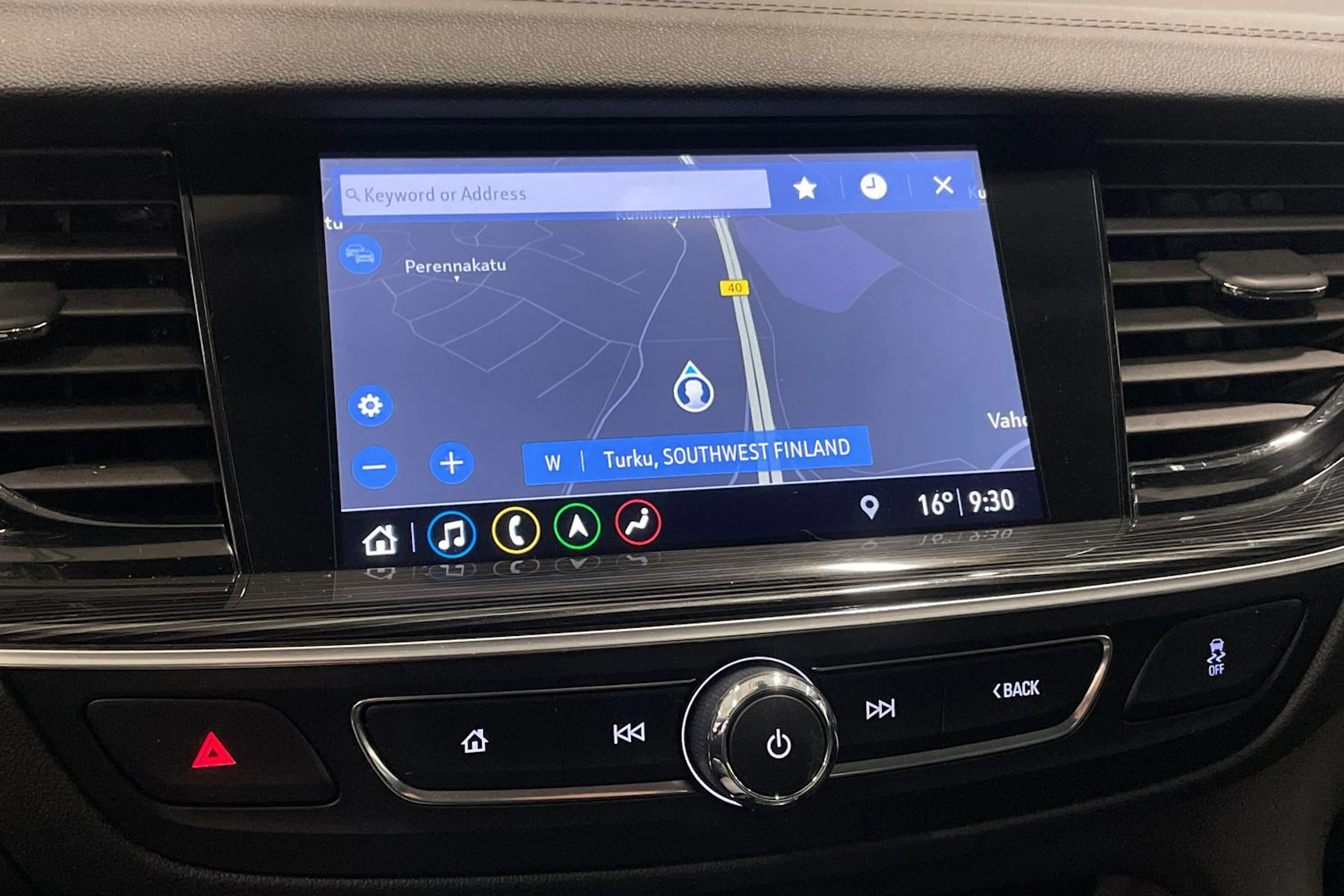 harmaa Opel Insignia 2019 kuva 23.