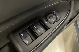 harmaa Opel Insignia 2019 kuva 30.