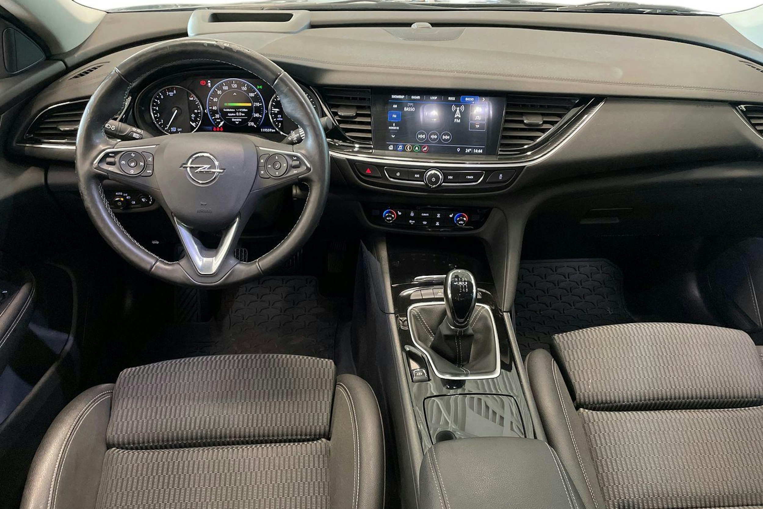 sininen Opel Insignia 2019 kuva 9.