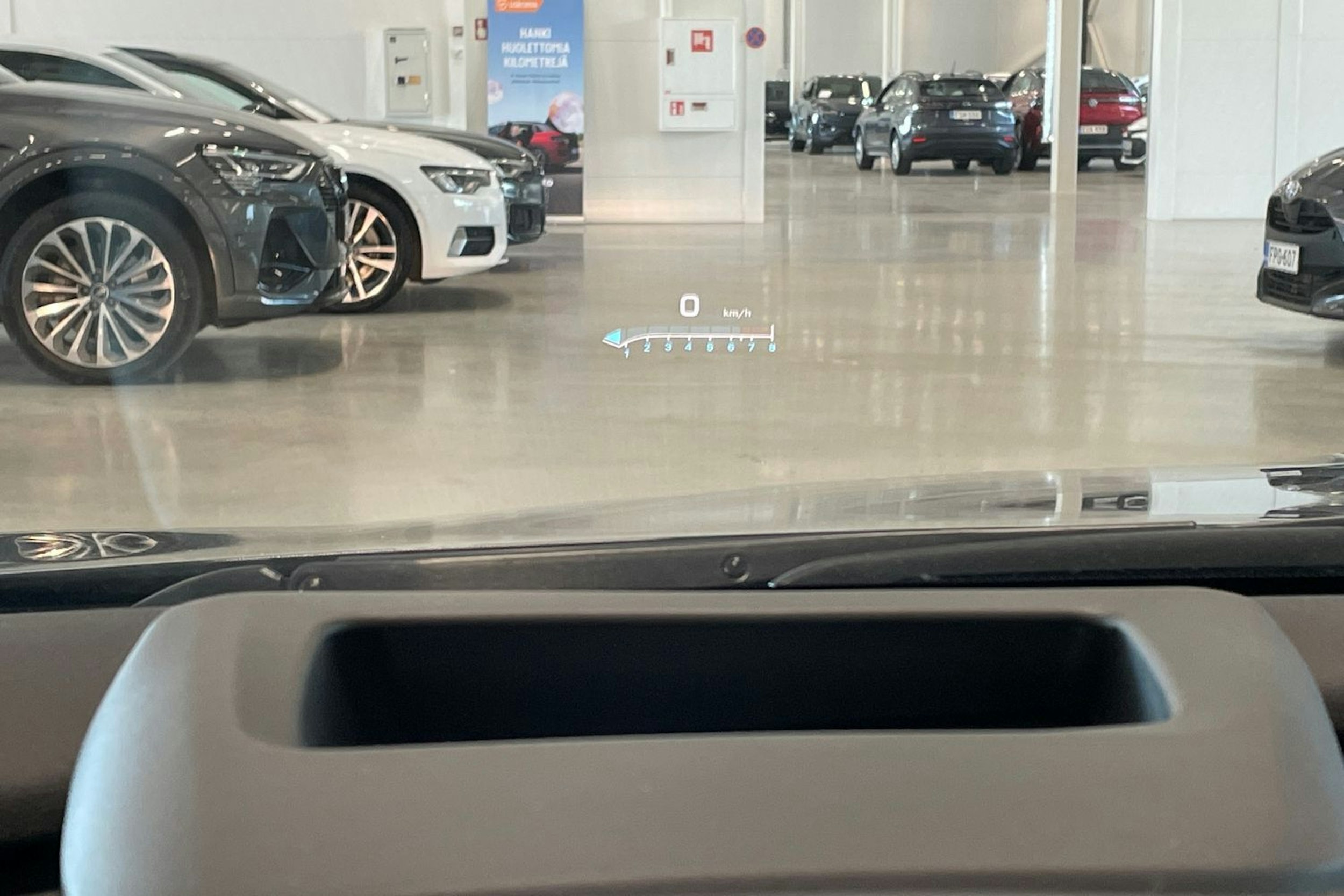sininen Opel Insignia 2019 kuva 25.