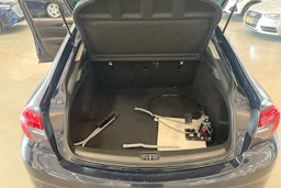 sininen Opel Insignia 2019 kuva 26.