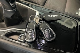 sininen Opel Insignia 2019 kuva 27.