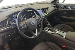 valkoinen Opel Insignia 2019 kuva 7.