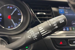 harmaa Opel Insignia 2019 kuva 22.