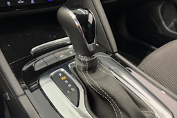 harmaa Opel Insignia 2019 kuva 28.