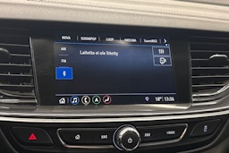 punainen Opel Insignia 2019 kuva 26.