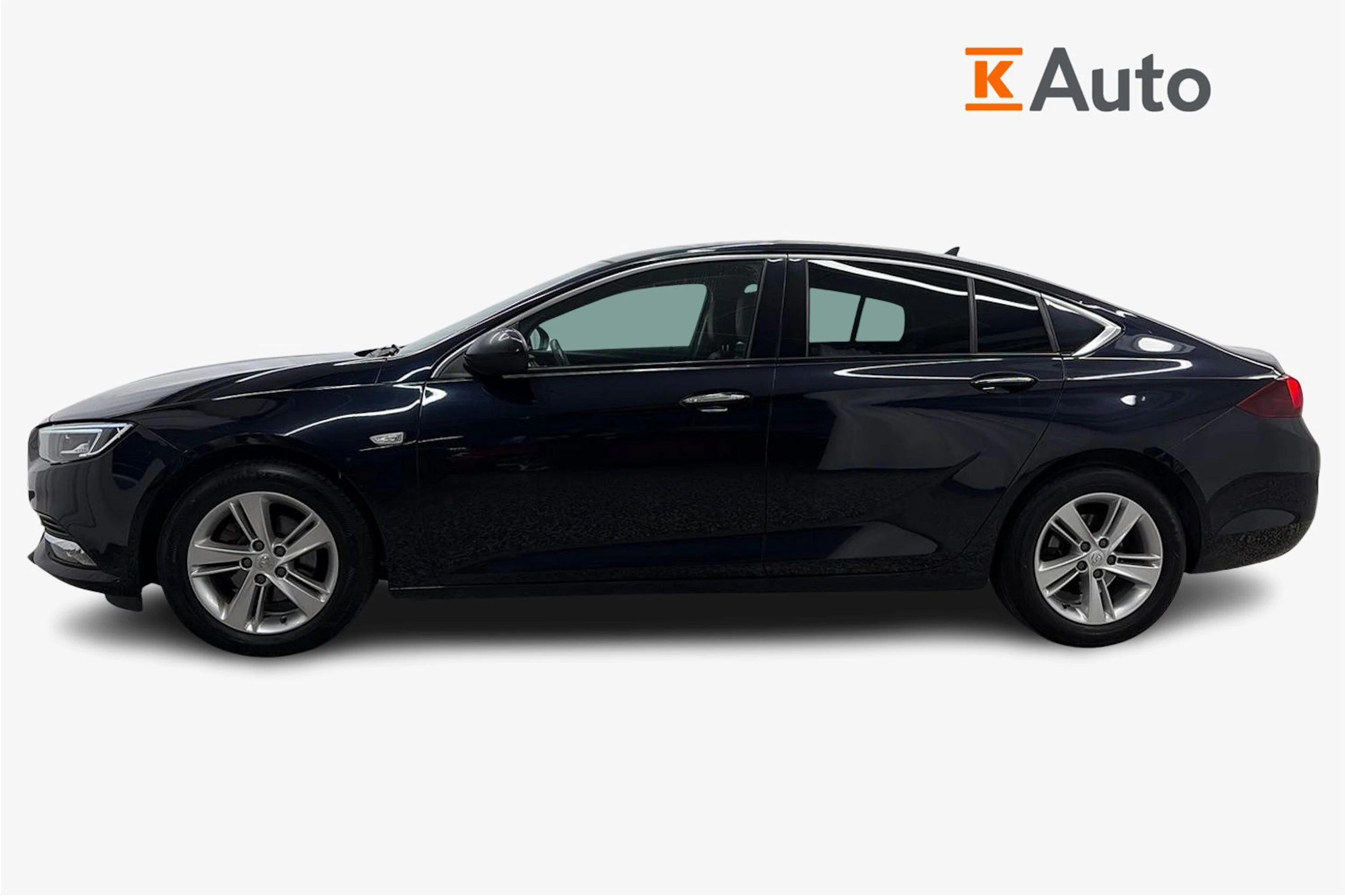 Sininen Opel Insignia 2019 kuva 5.