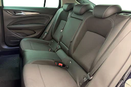 Sininen Opel Insignia 2019 kuva 8.