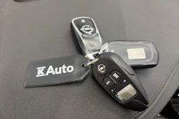 Sininen Opel Insignia 2019 kuva 26.