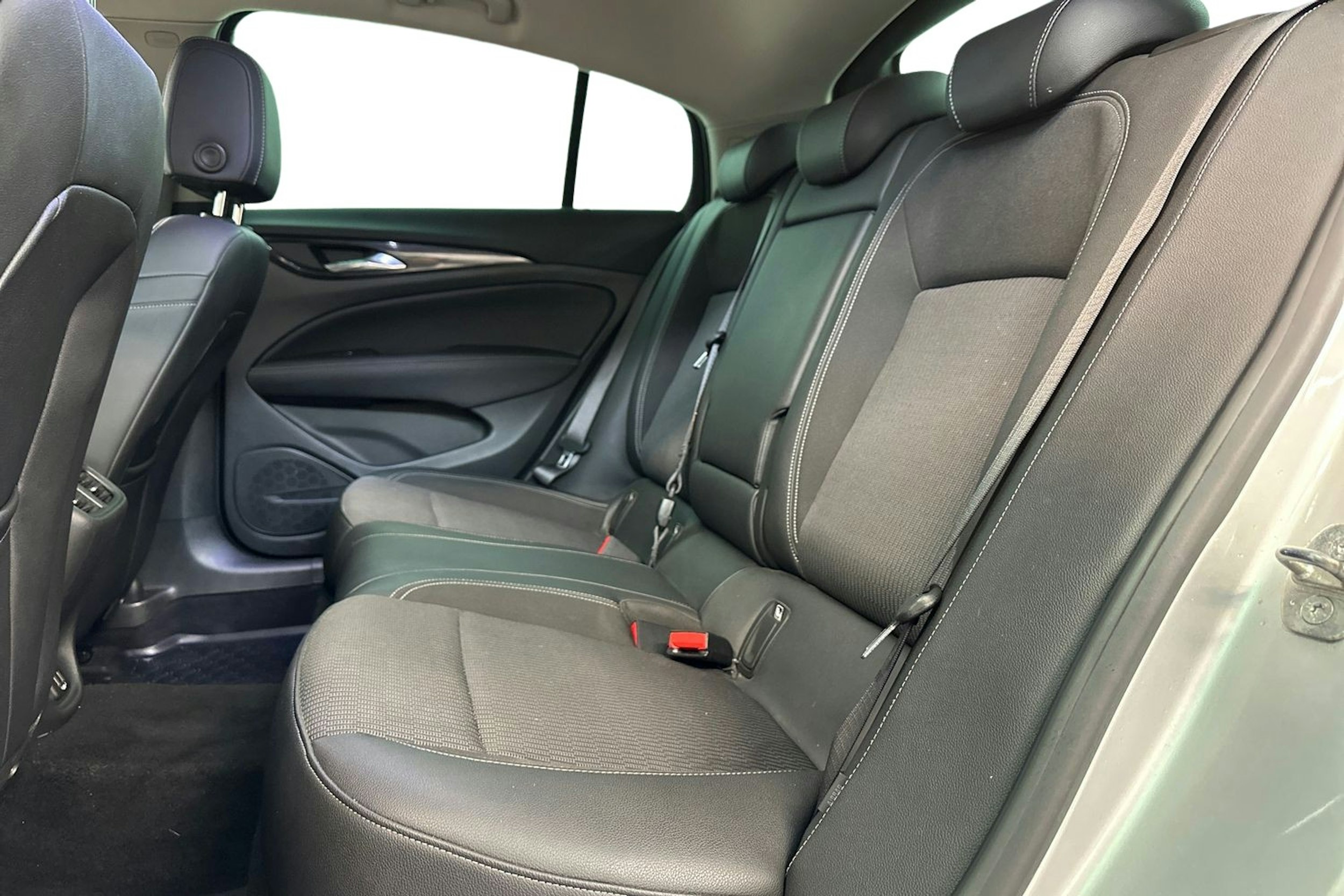 hopea Opel Insignia 2019 kuva 10.