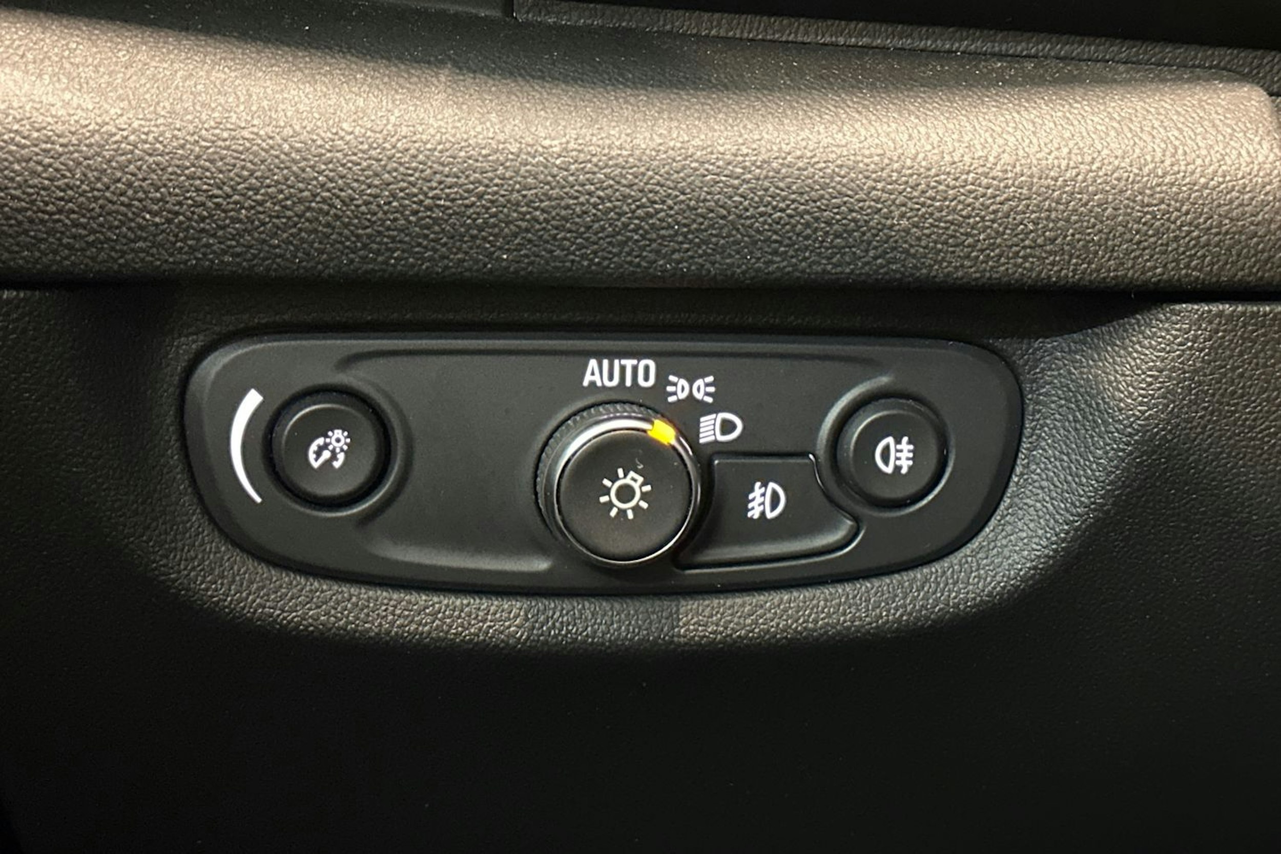 hopea Opel Insignia 2019 kuva 17.
