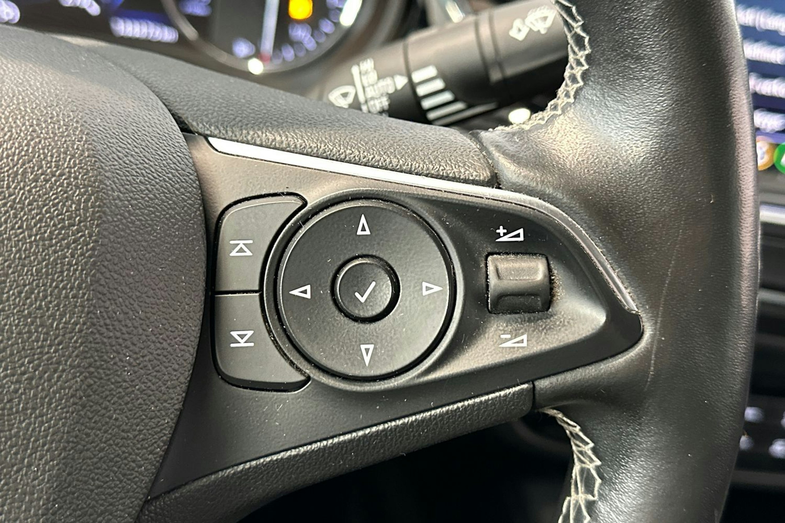 hopea Opel Insignia 2019 kuva 19.