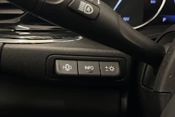 punainen Opel Insignia 2020 kuva 24.