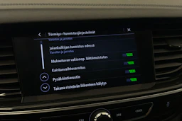 punainen Opel Insignia 2020 kuva 29.