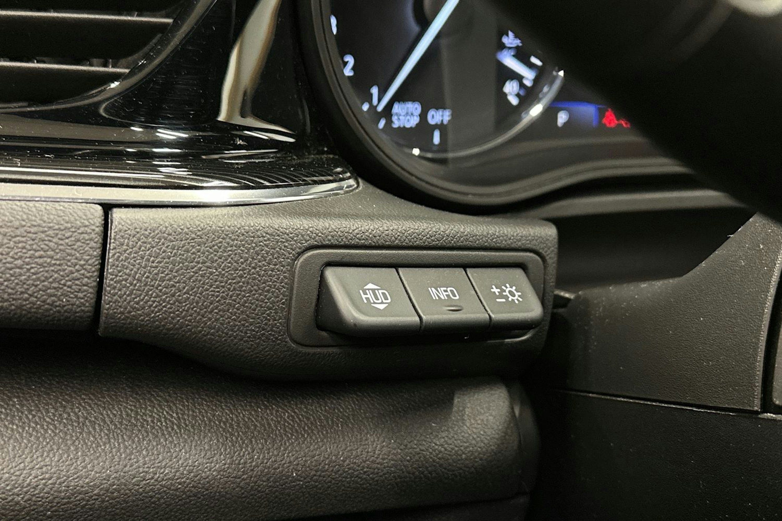 harmaa Opel Insignia 2020 kuva 31.