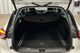 valkoinen Opel Insignia 2020 kuva 14.