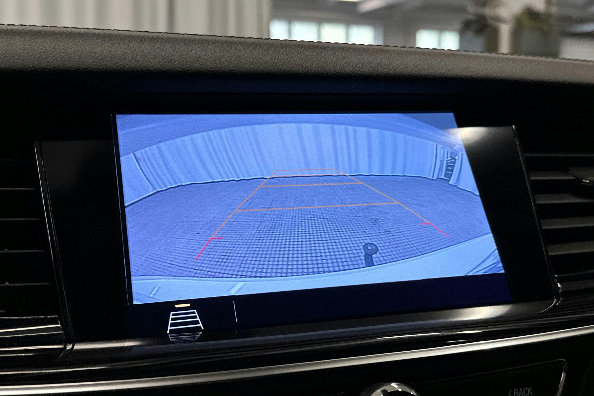 valkoinen Opel Insignia 2020 kuva 27.