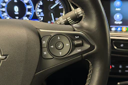 sininen Opel Insignia 2020 kuva 15.