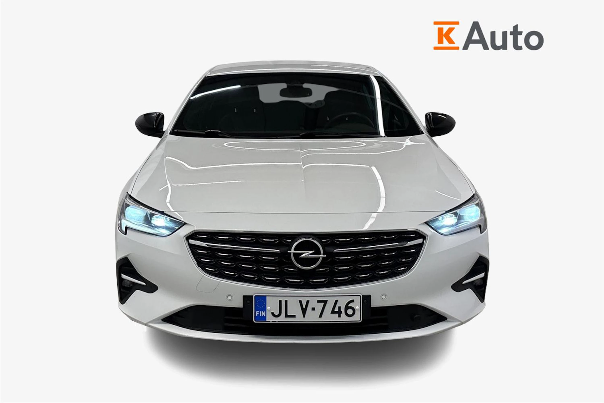 valkoinen Opel Insignia 2020 kuva 5.