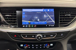 valkoinen Opel Insignia 2020 kuva 19.