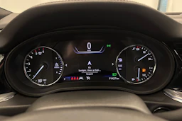 valkoinen Opel Insignia 2020 kuva 24.