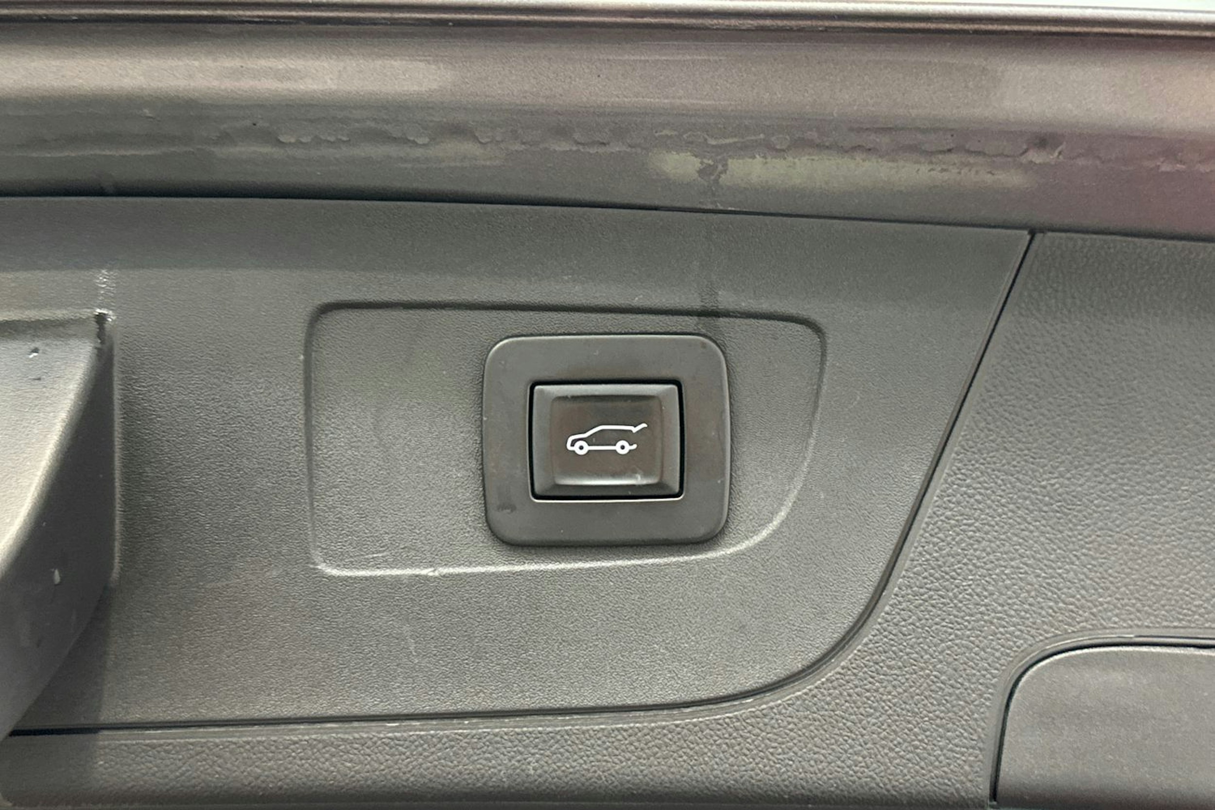 harmaa Opel Insignia 2020 kuva 17.