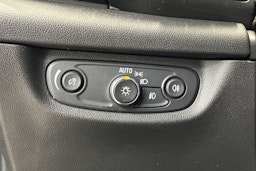 harmaa Opel Insignia 2020 kuva 20.