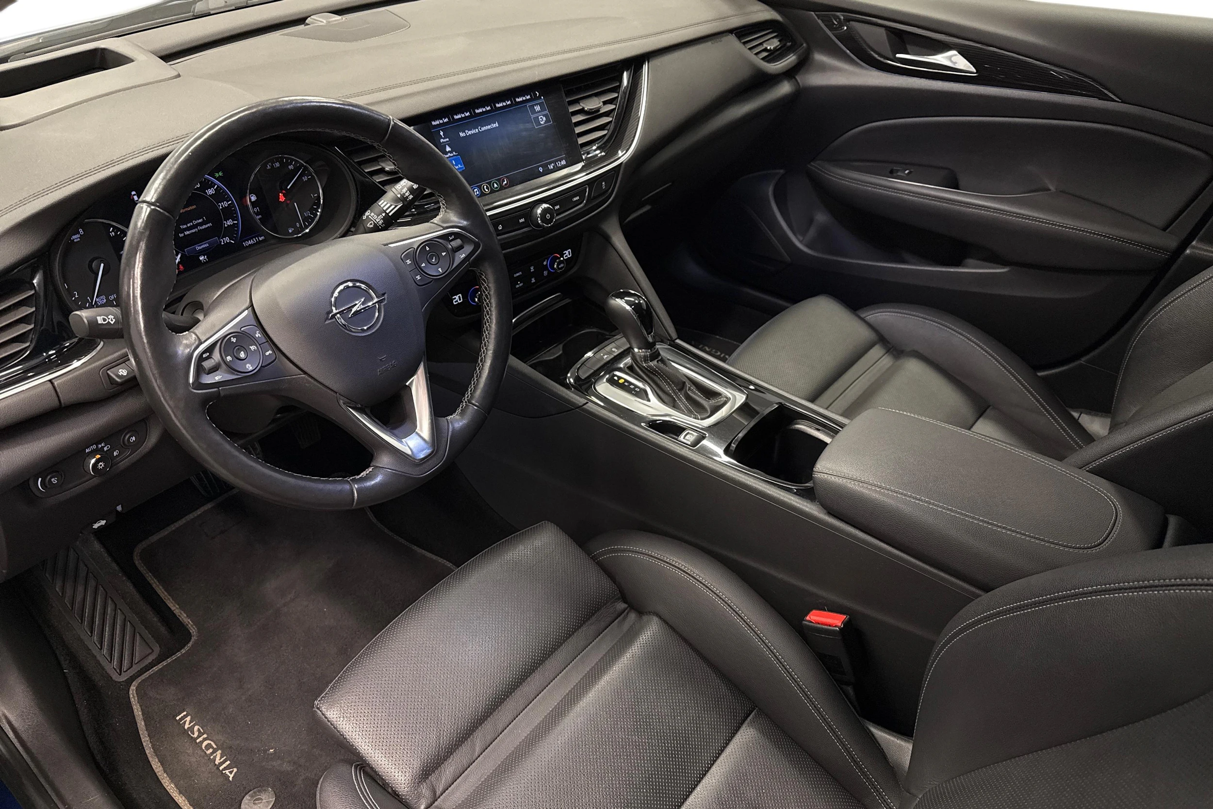 harmaa Opel Insignia 2020 kuva 8.