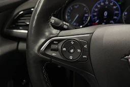 harmaa Opel Insignia 2020 kuva 16.