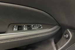 harmaa Opel Insignia 2020 kuva 22.