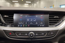 met. musta Opel Insignia 2021 kuva 18.
