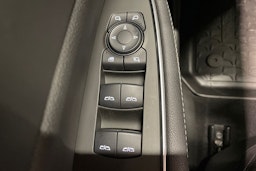 met. musta Opel Insignia 2021 kuva 26.