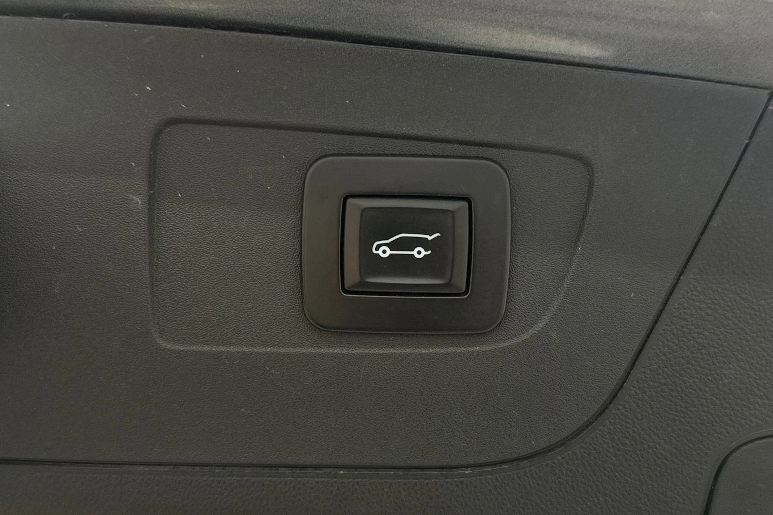 harmaa Opel Insignia 2021 kuva 12.