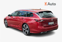 punainen Opel Insignia 2021 kuva 2.