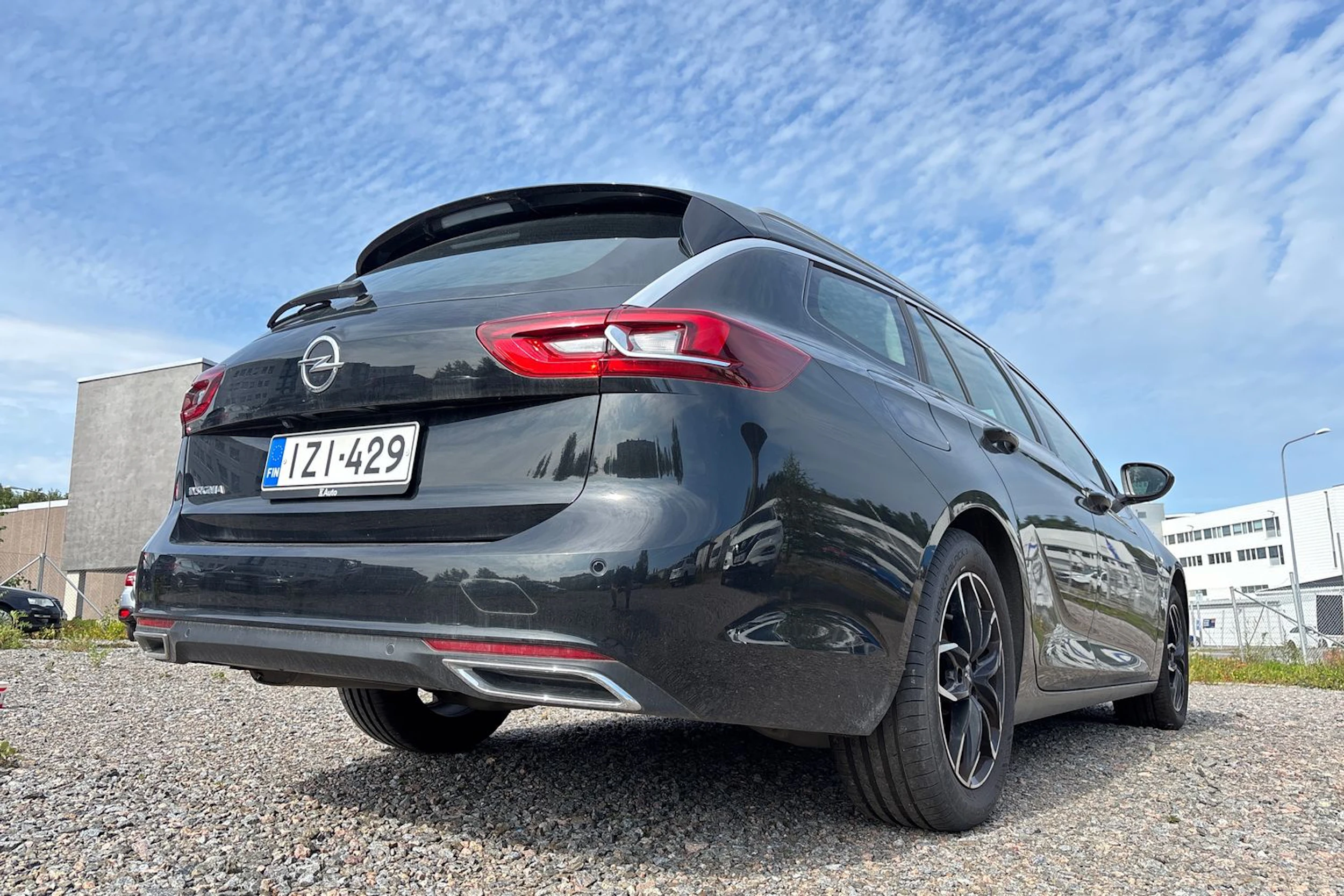 Musta Opel Insignia 2021 kuva 17.