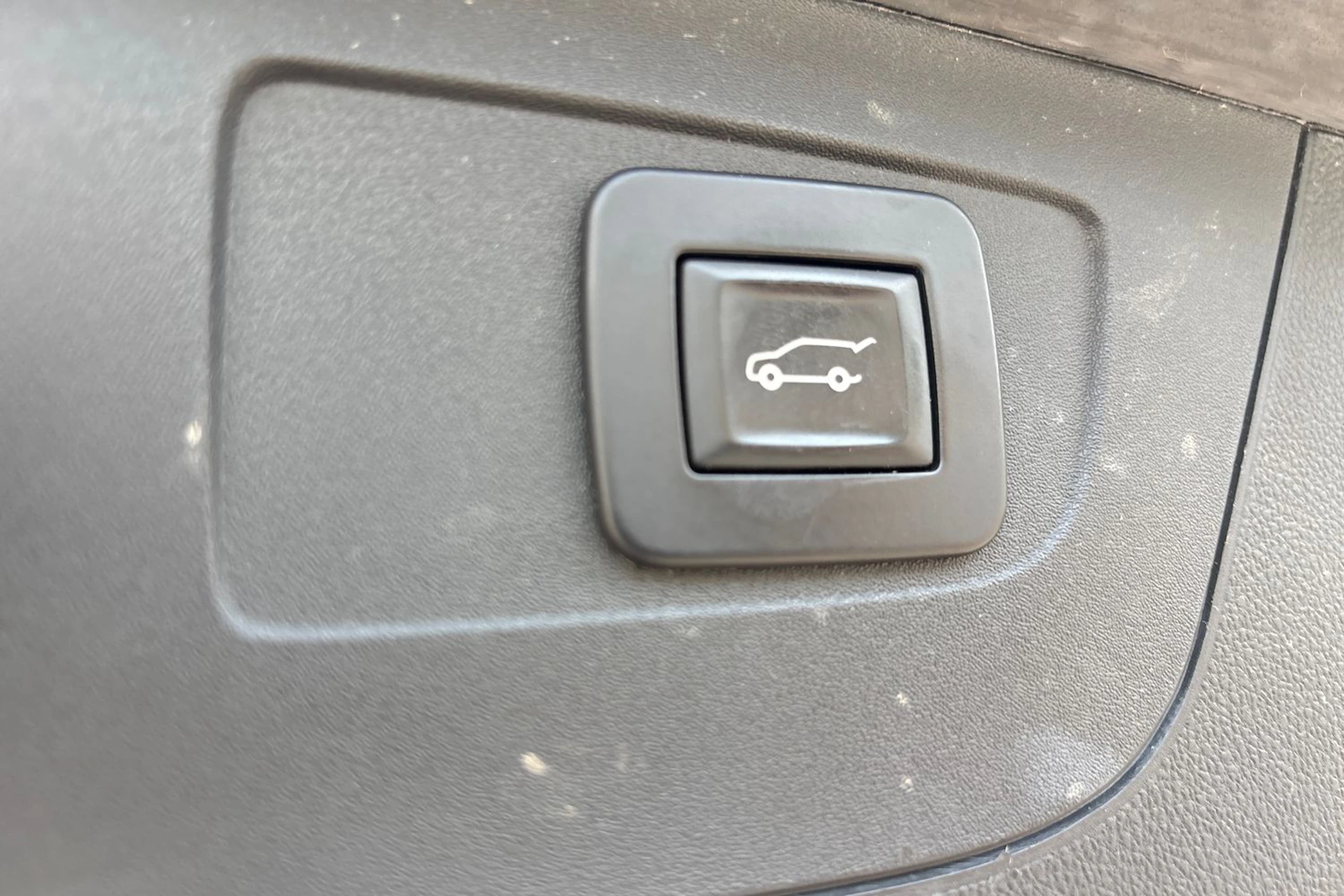 Musta Opel Insignia 2021 kuva 30.