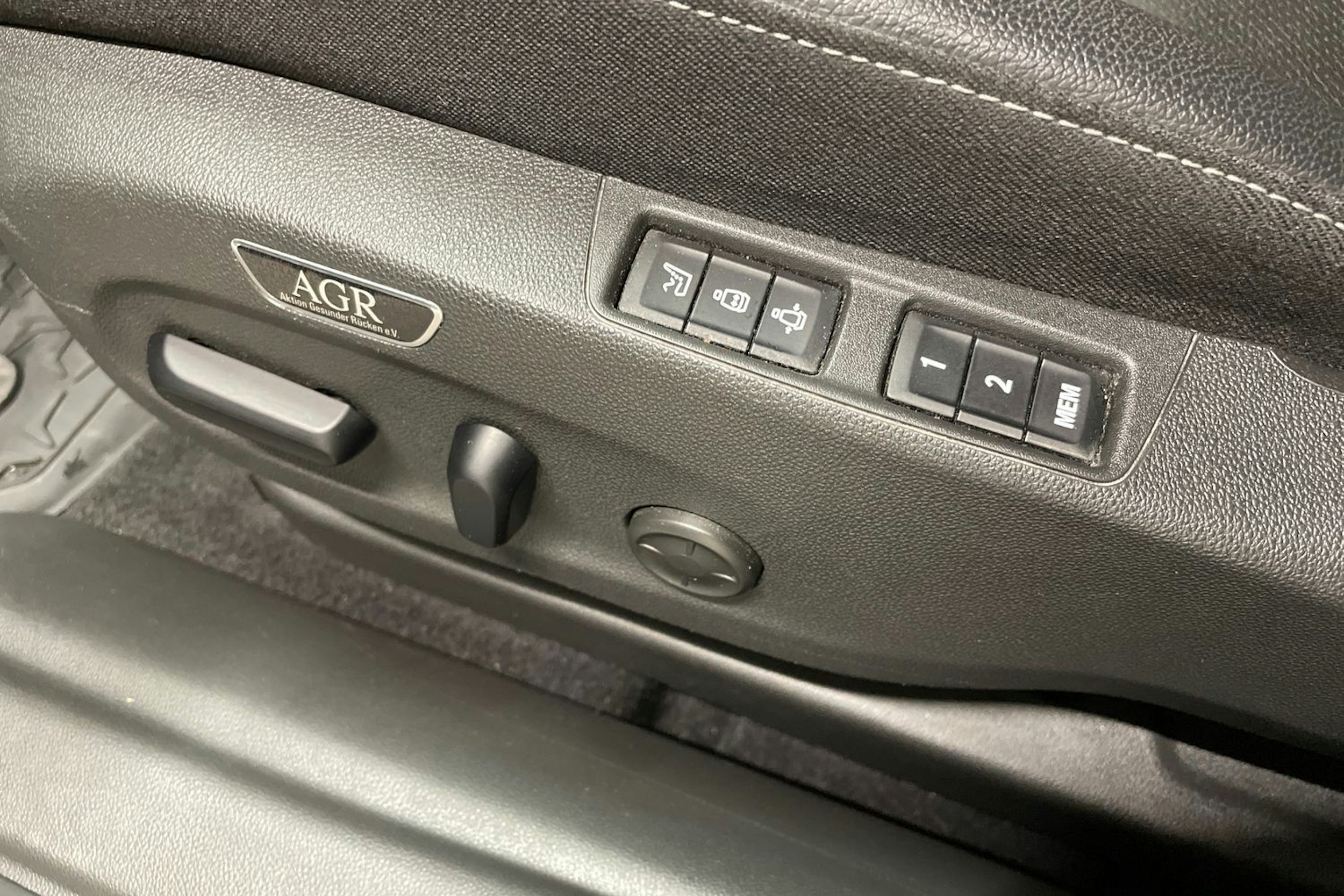 harmaa Opel Insignia 2021 kuva 29.