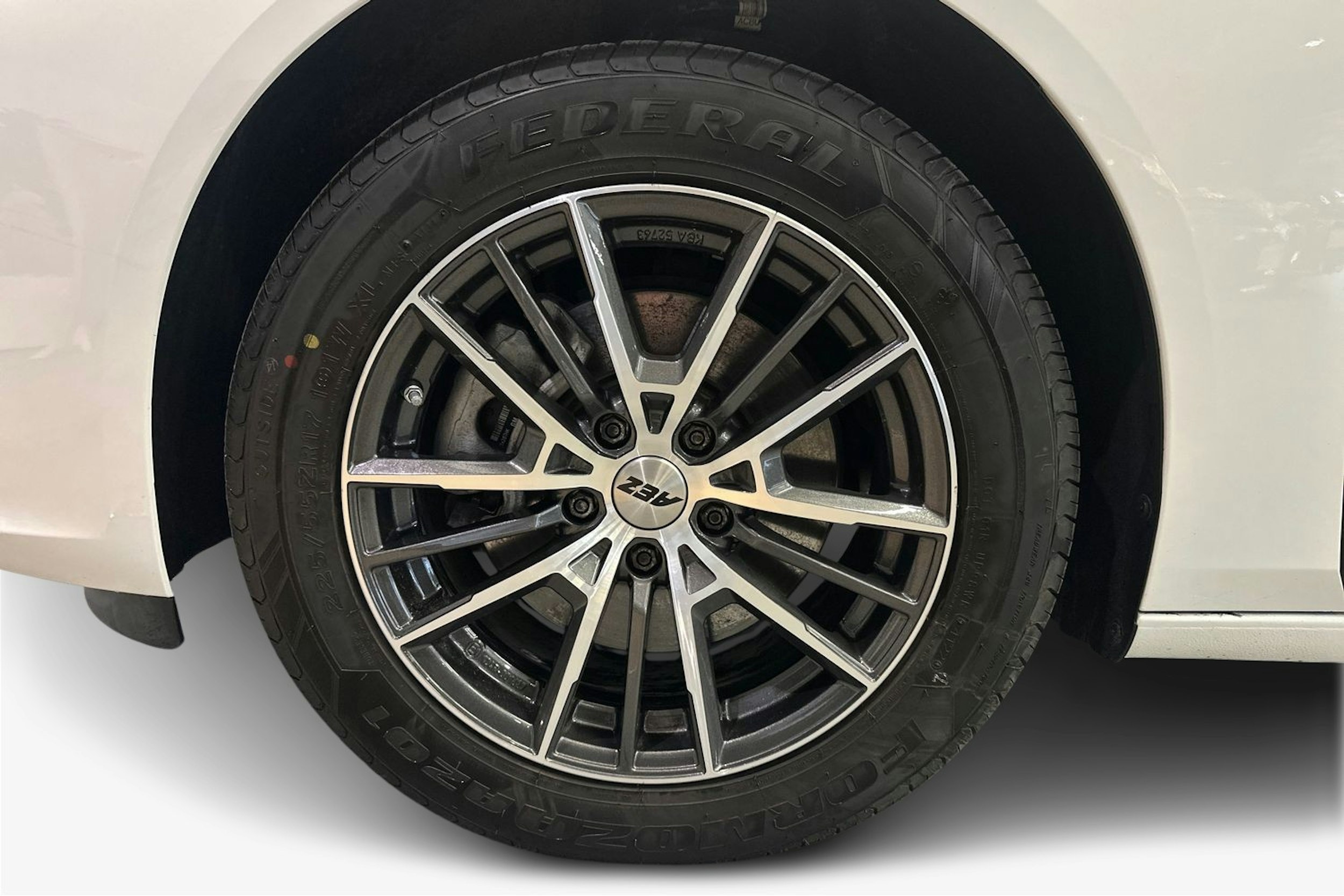 Valkoinen Opel Insignia 2021 kuva 11.