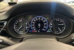 Valkoinen Opel Insignia 2021 kuva 14.