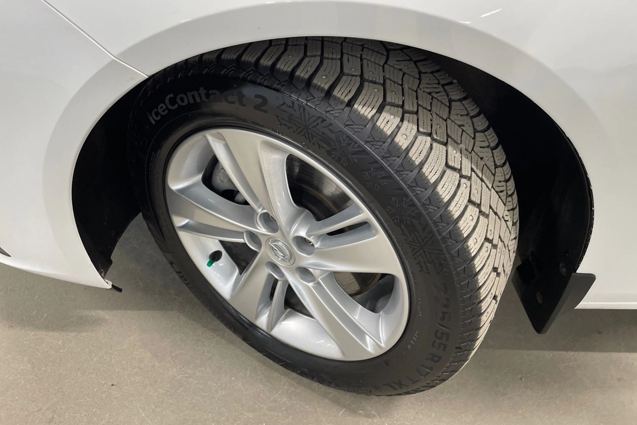 valkoinen Opel Insignia 2021 kuva 10.