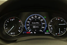 valkoinen Opel Insignia 2021 kuva 13.