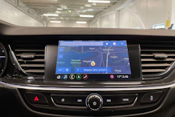 valkoinen Opel Insignia 2021 kuva 16.