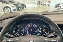 harmaa Opel Insignia 2022 kuva 14.