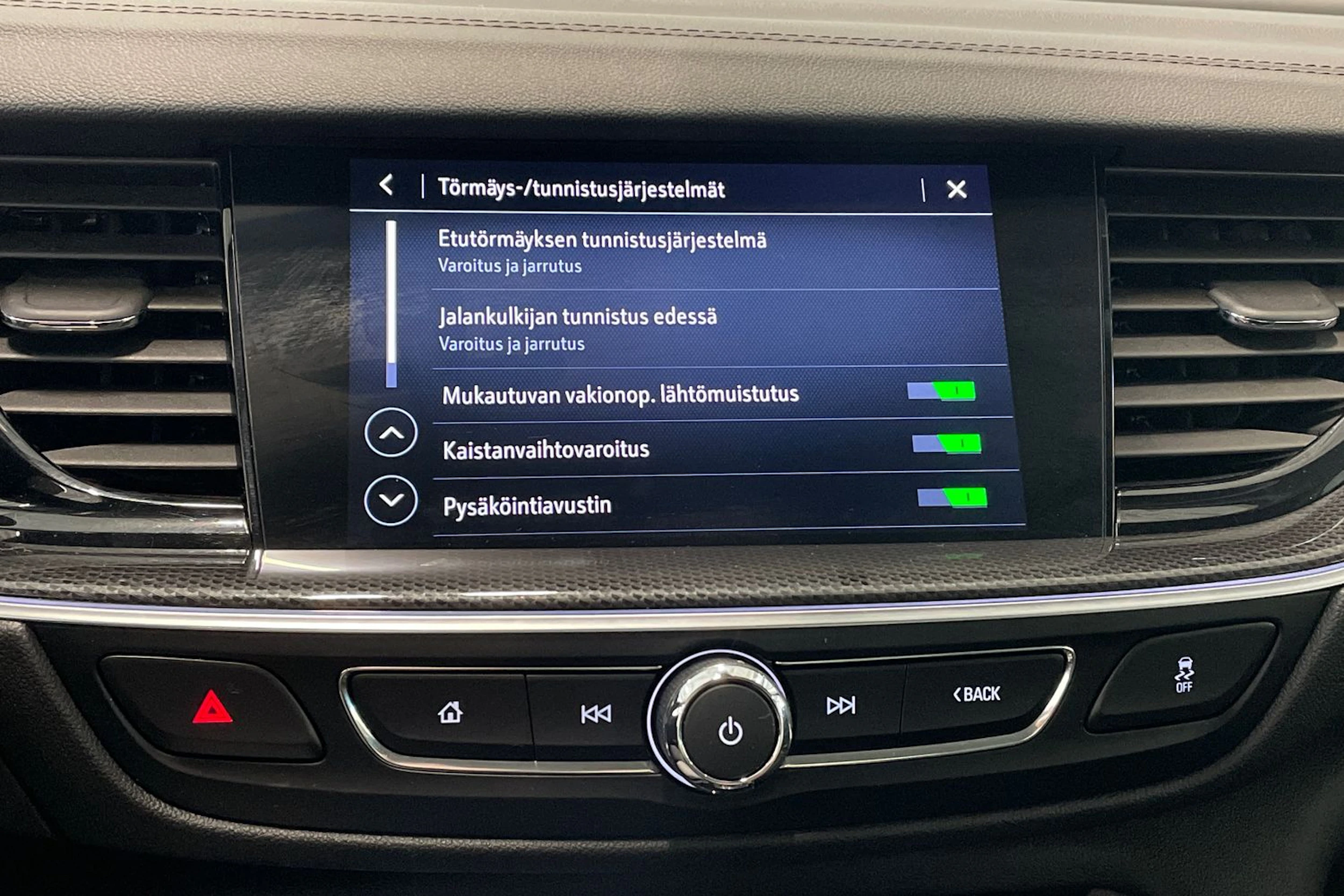 harmaa Opel Insignia 2022 kuva 24.