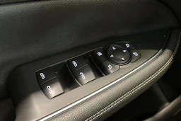 harmaa Opel Insignia 2022 kuva 29.