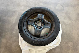 punainen Opel Karl 2016 kuva 10.