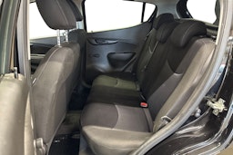 musta Opel Karl 2017 kuva 10.