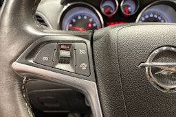 sininen Opel Mokka 2013 kuva 18.