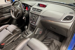 sininen Opel Mokka 2013 kuva 21.